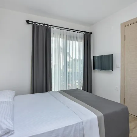 Beyaz Konak Готель