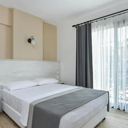 Готель Beyaz Konak Айвалик