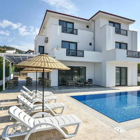 Beyaz Konak Готель